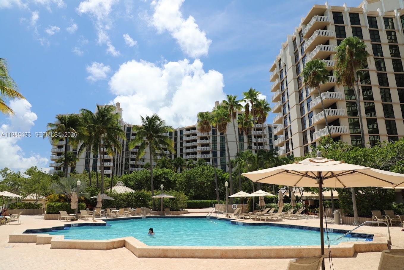 TOWERS OF KEY BISCAYNE CO - Residential