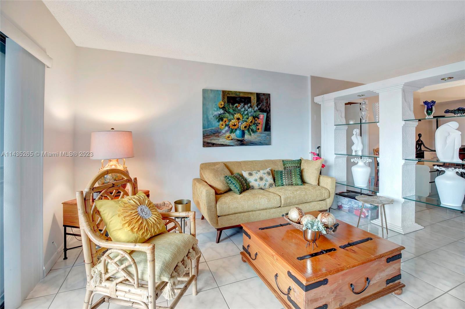 PENINSULA AT INTL GARDENS - Residential