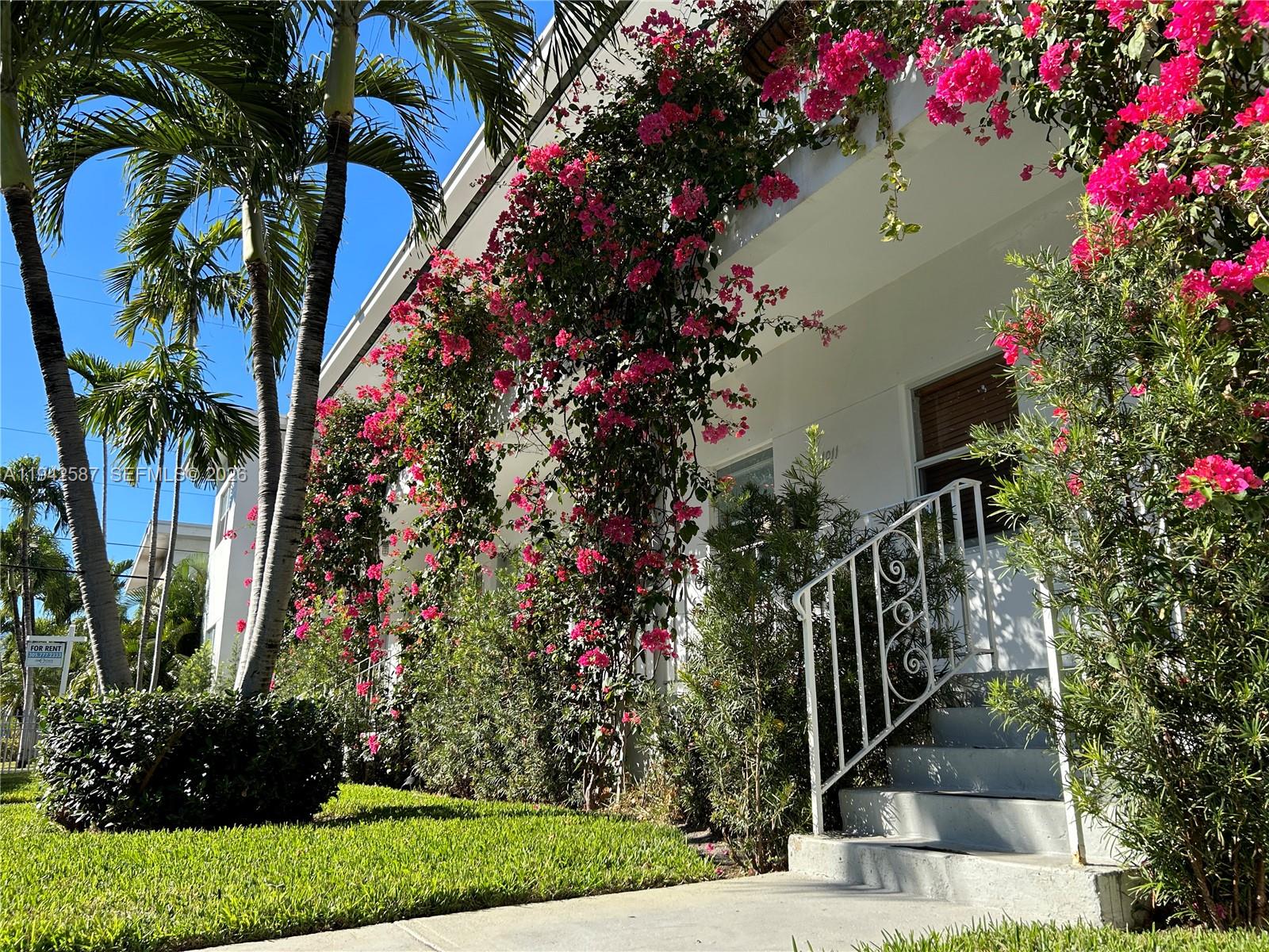 LENOX MANOR - Residential Lease
