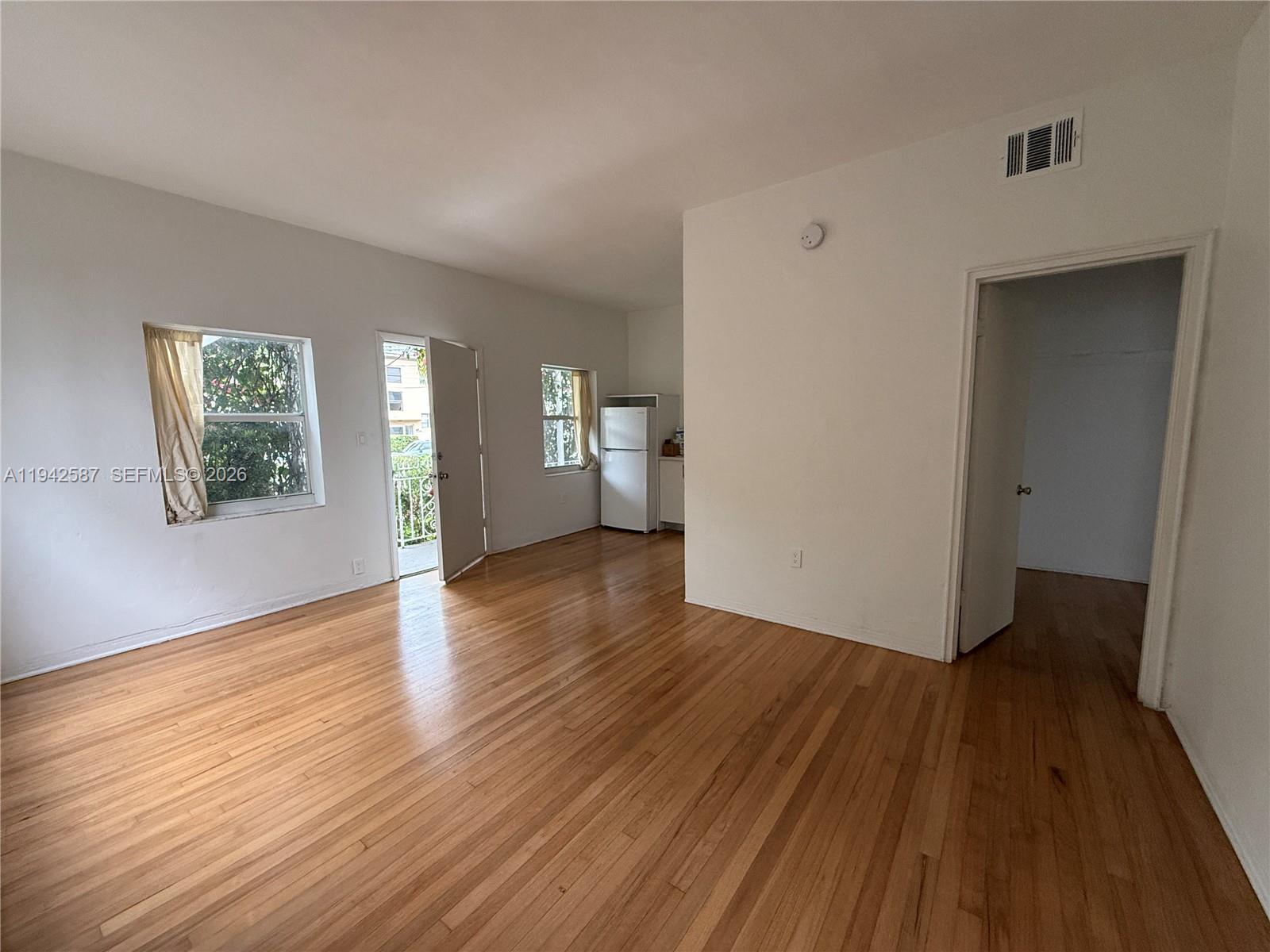 LENOX MANOR - Residential Lease