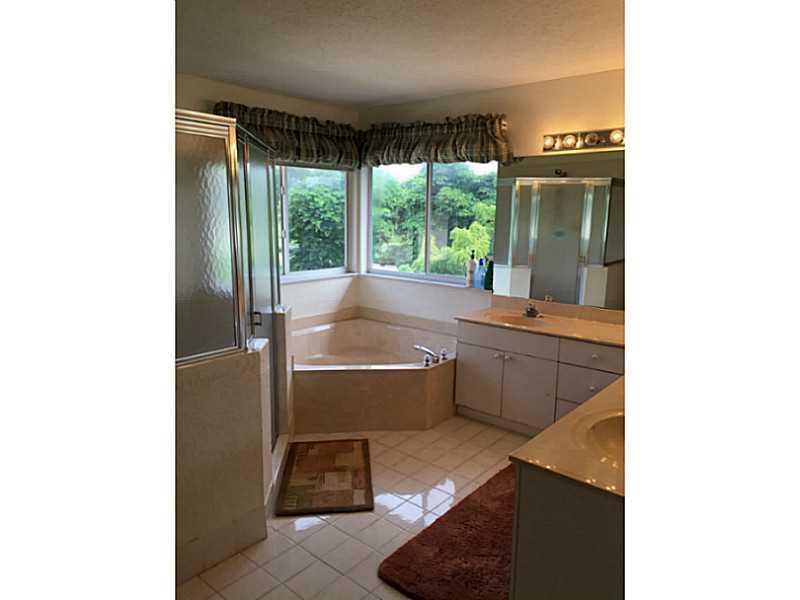 SILVER LAKES AT PEMBROKE - Residential Lease