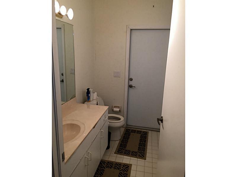 SILVER LAKES AT PEMBROKE - Residential Lease