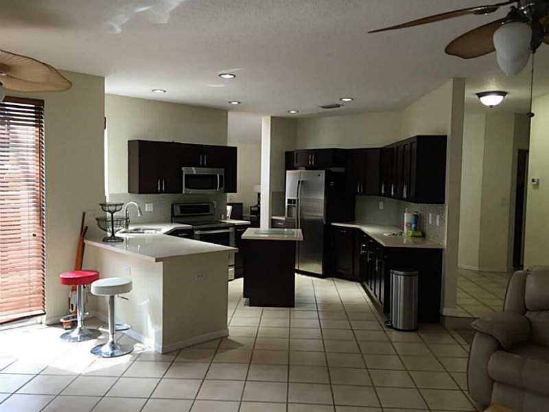 SILVER LAKES AT PEMBROKE - Residential Lease