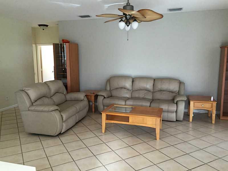 SILVER LAKES AT PEMBROKE - Residential Lease