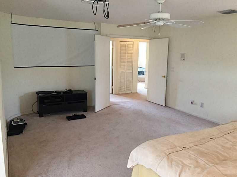 SILVER LAKES AT PEMBROKE - Residential Lease