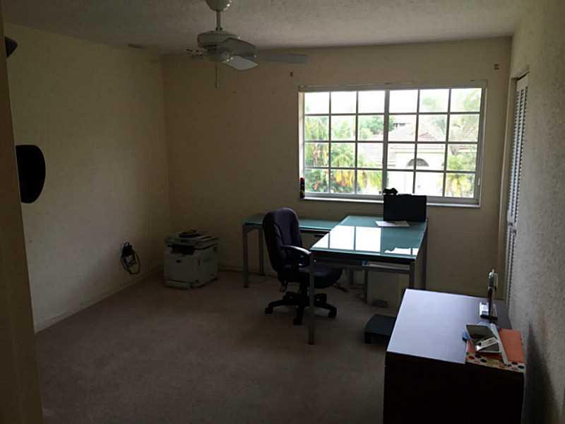 SILVER LAKES AT PEMBROKE - Residential Lease