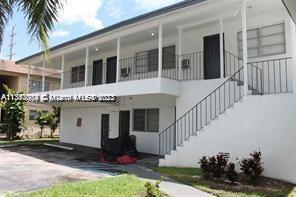 HOLLYWOOD LITTLE RANCHES - Residential Lease