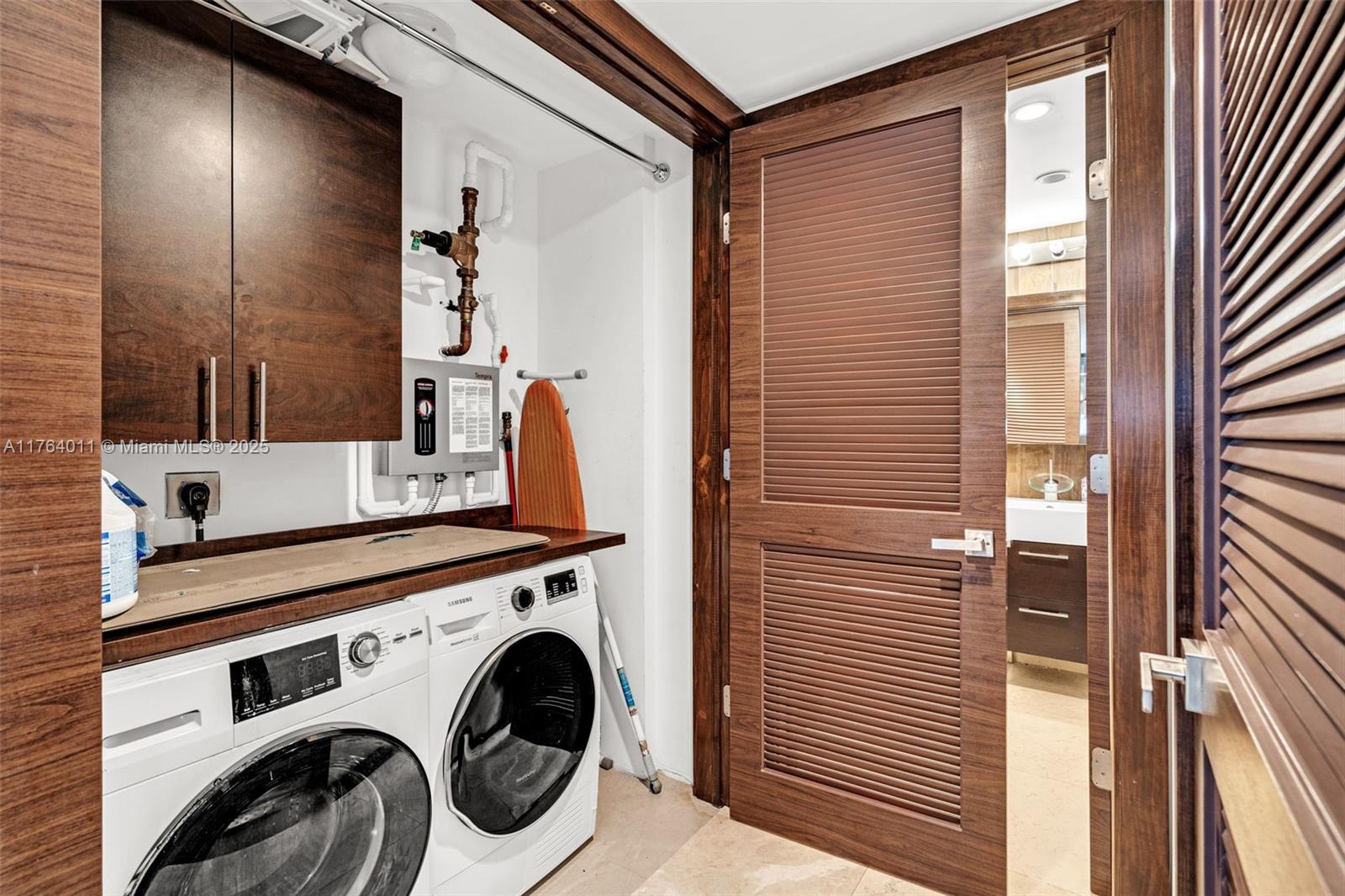 MEI CONDO - Residential