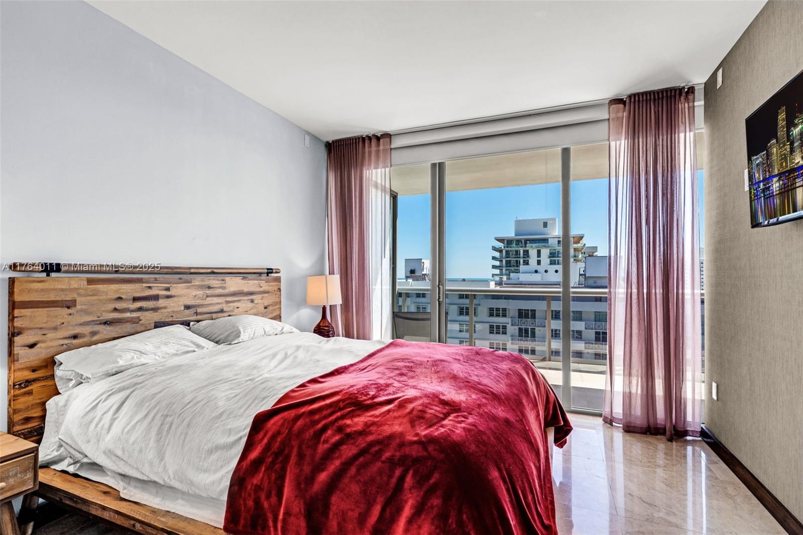 MEI CONDO - Residential