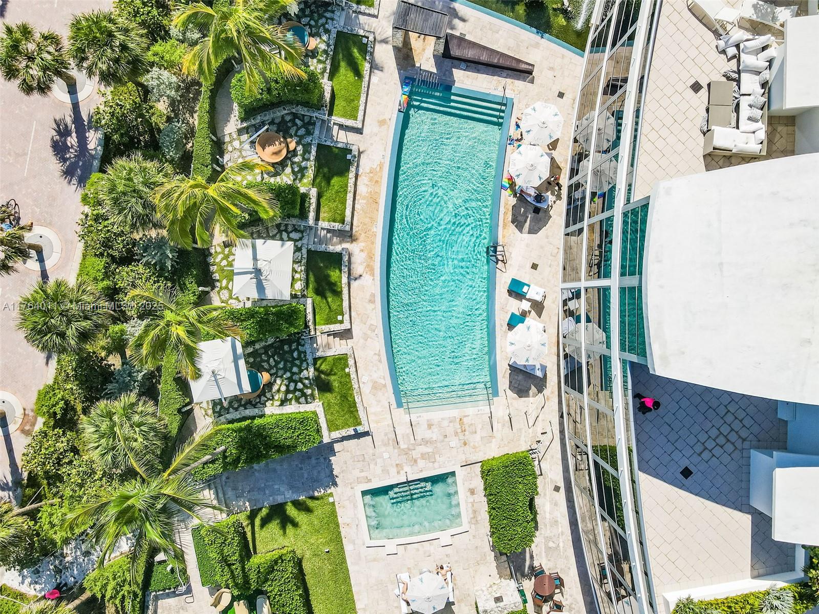 MEI CONDO - Residential