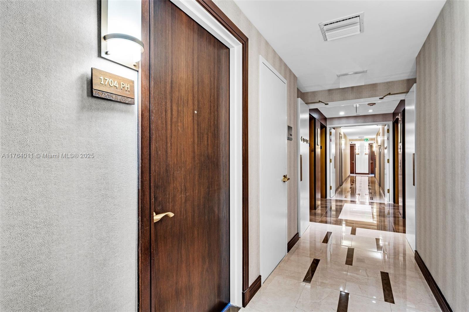 MEI CONDO - Residential