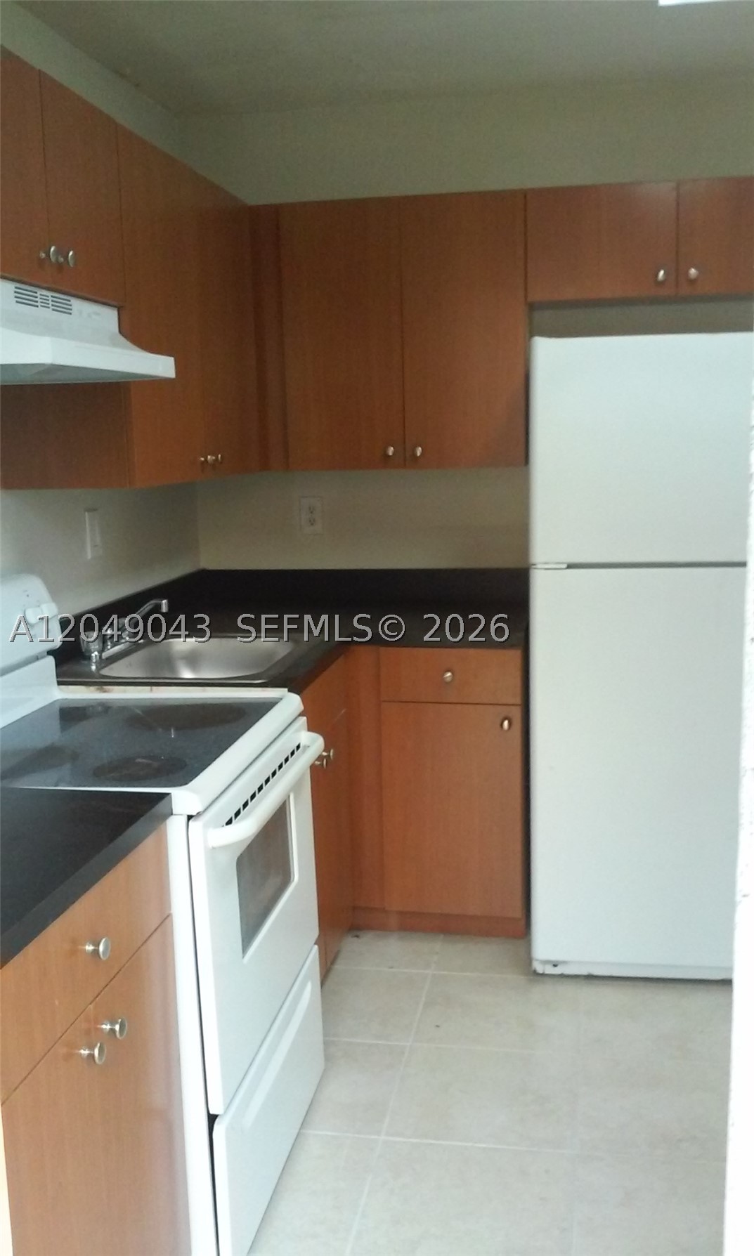 CHESTNUT HILL CONDO - Residential Lease