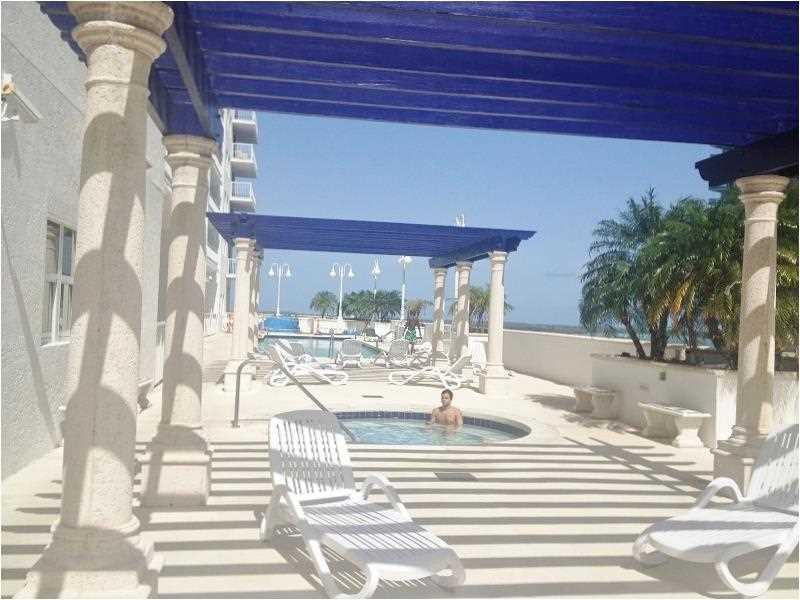 THE CLUB AT BRICKELL BAY - Residential Lease