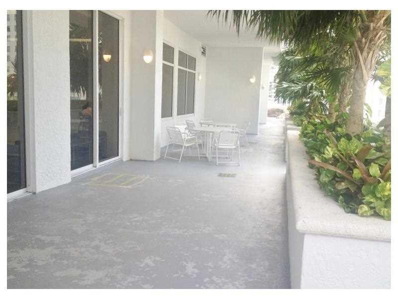 THE CLUB AT BRICKELL BAY - Residential Lease