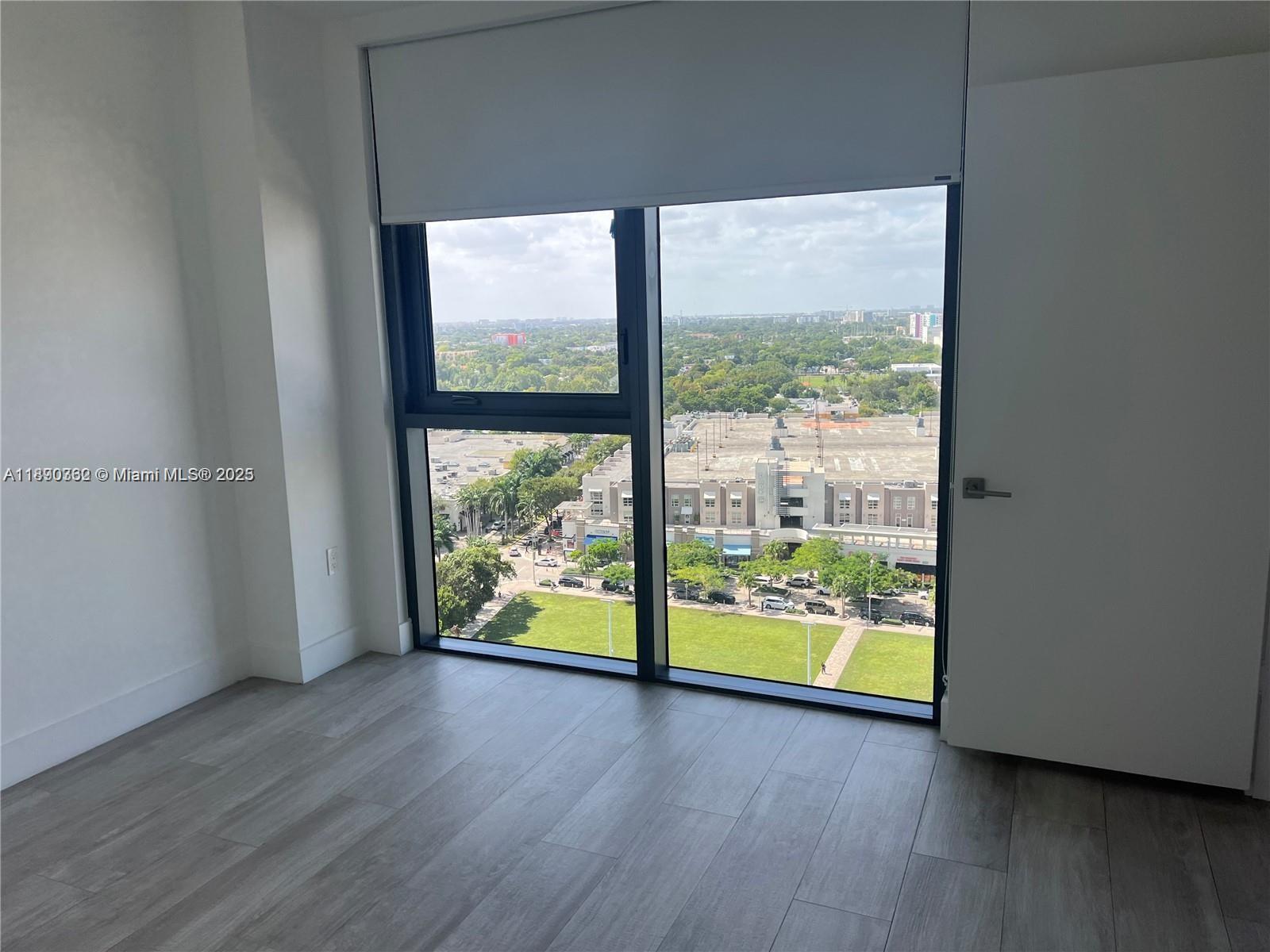 3401 MIDTOWN CONDO - Residential