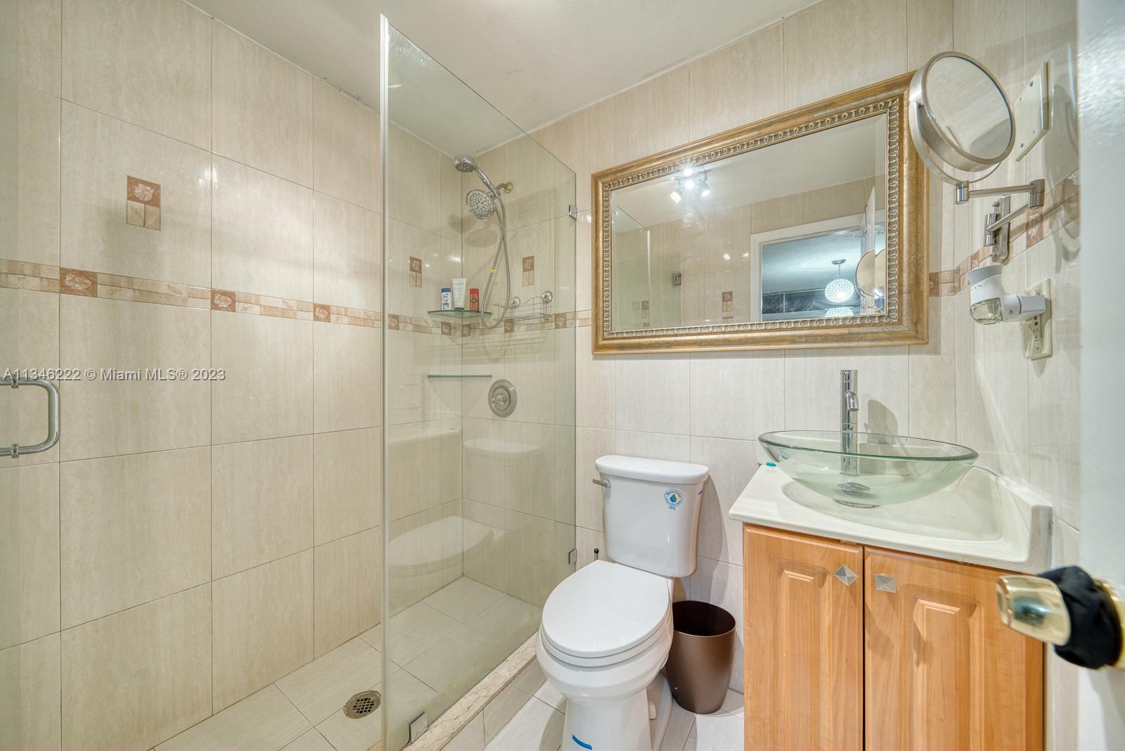 TROPICAL ESTATES 1ST ADDN - Residential