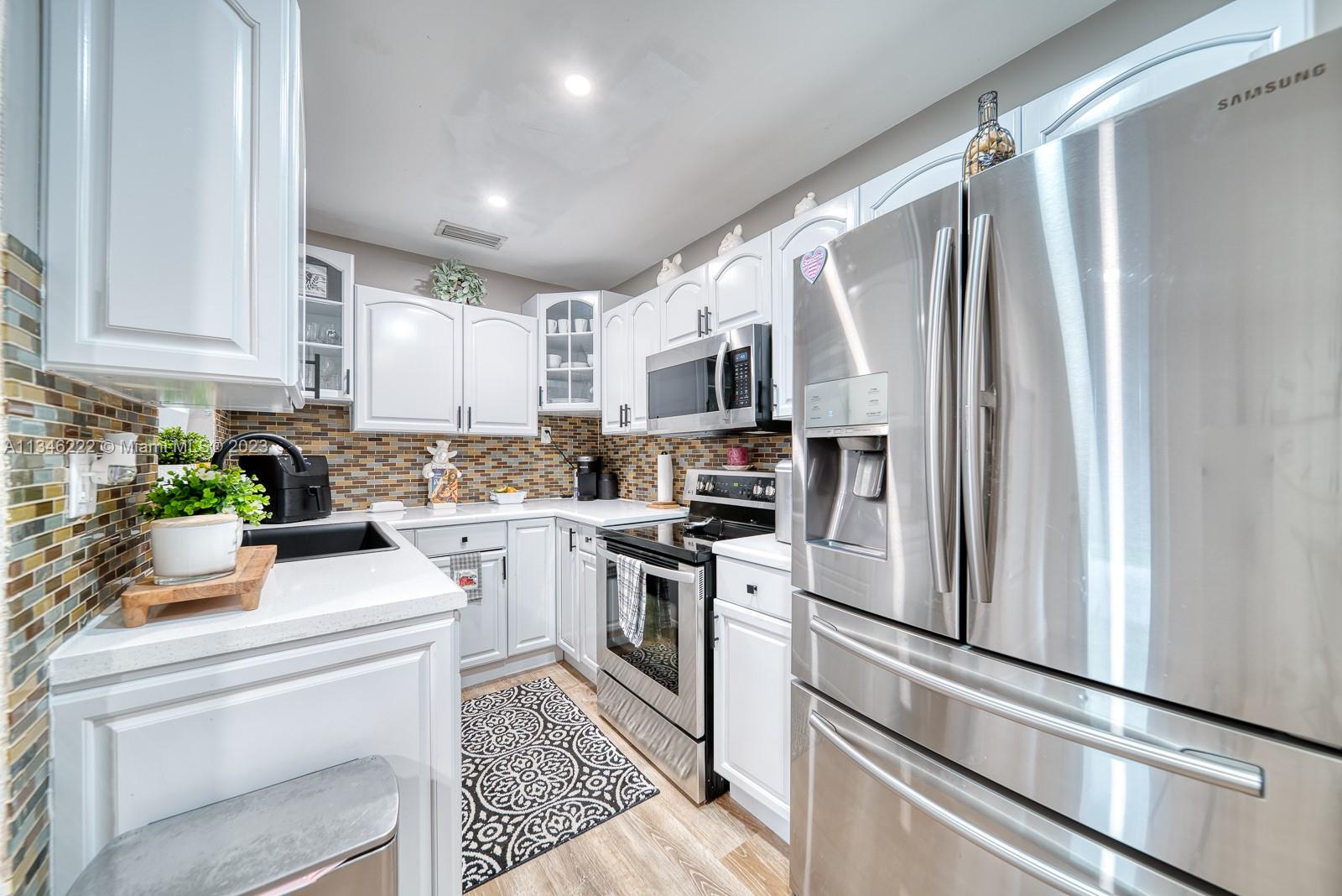 TROPICAL ESTATES 1ST ADDN - Residential