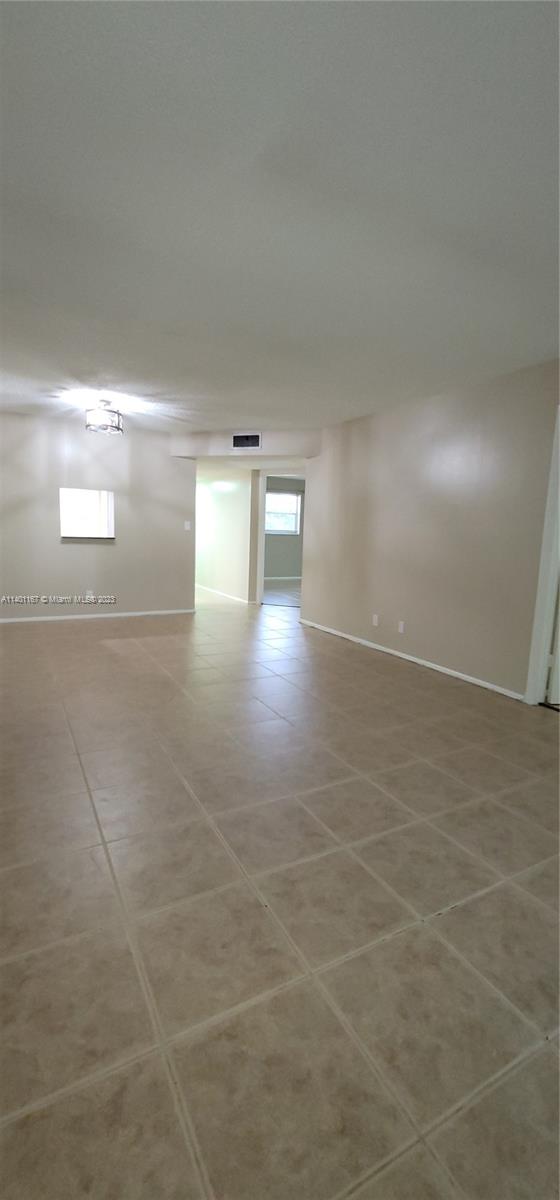 VERSAILLES GARDENS CONDO - Residential Lease