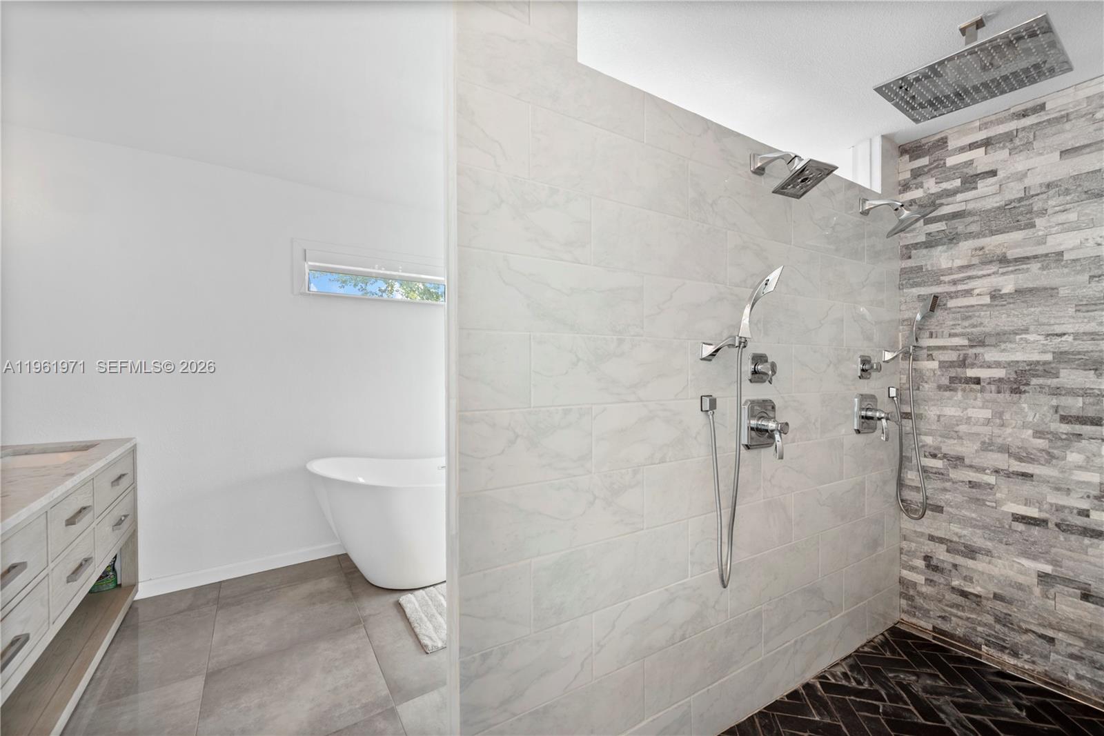 BOSSERT ISLES - Residential