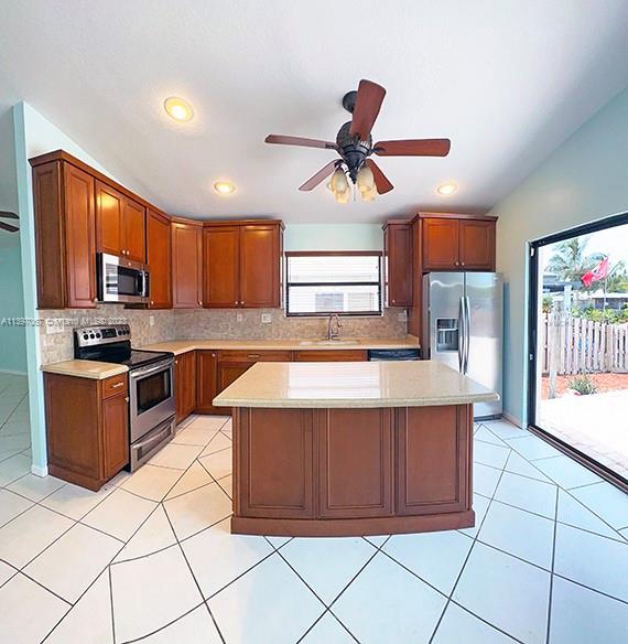 WATERVIEW ISLES - Residential Lease