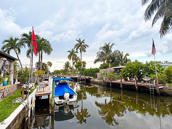 WATERVIEW ISLES - Residential Lease