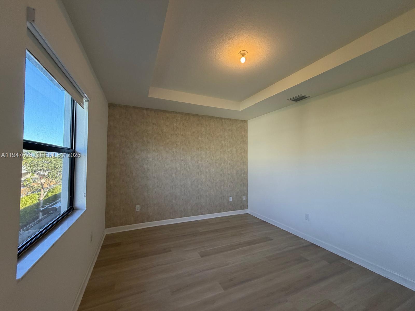 VIA VENTURA NEIGHBORHOOD - Residential