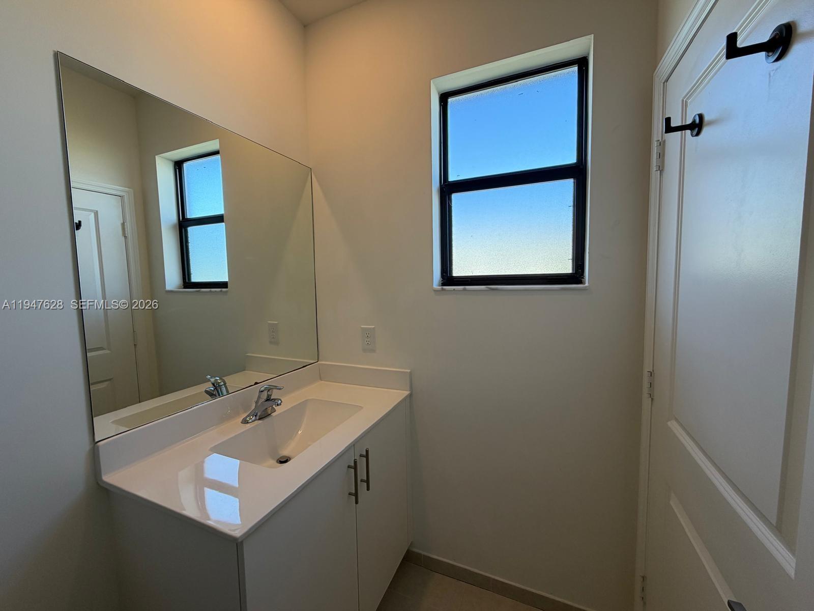 VIA VENTURA NEIGHBORHOOD - Residential