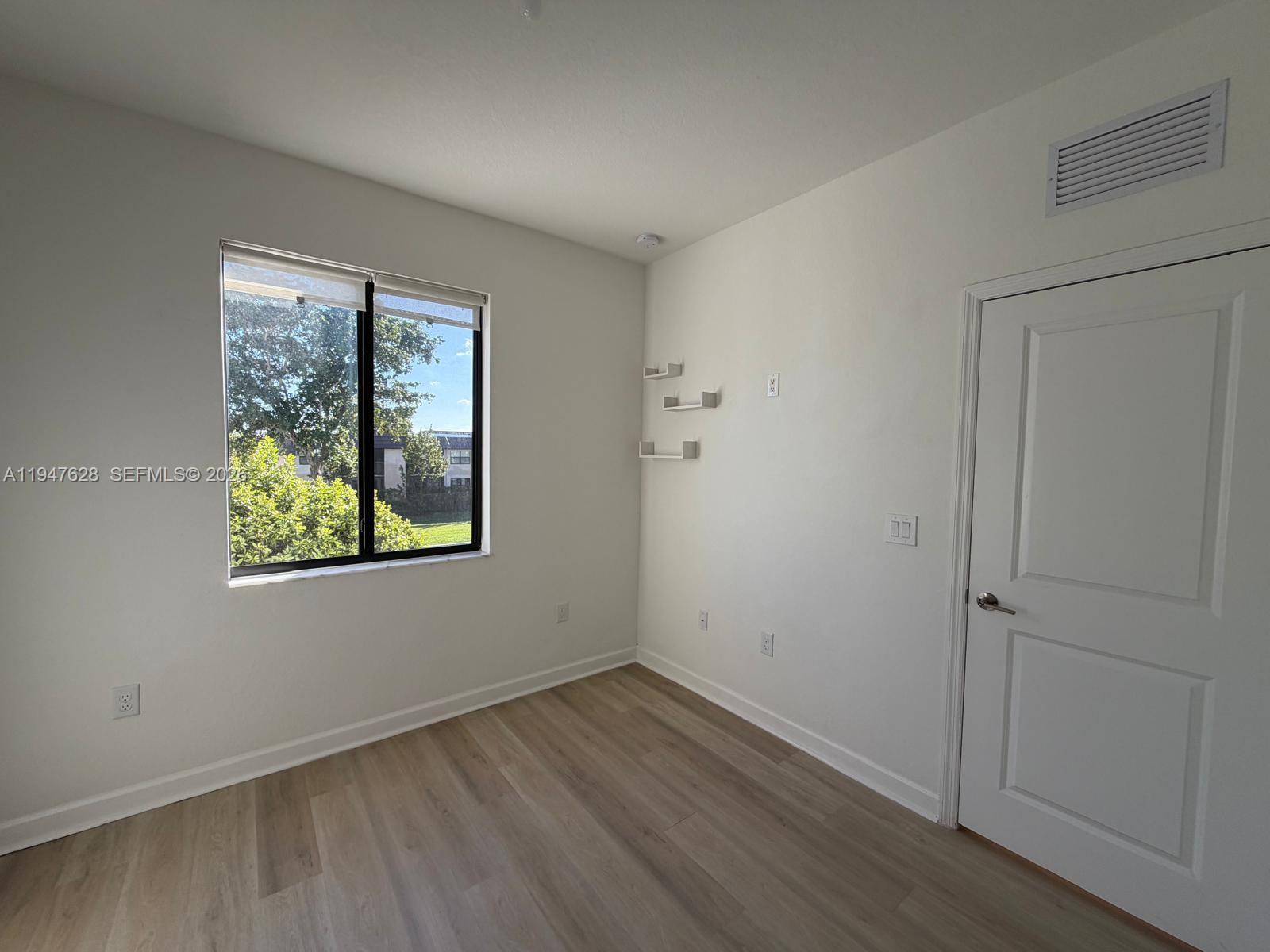 VIA VENTURA NEIGHBORHOOD - Residential