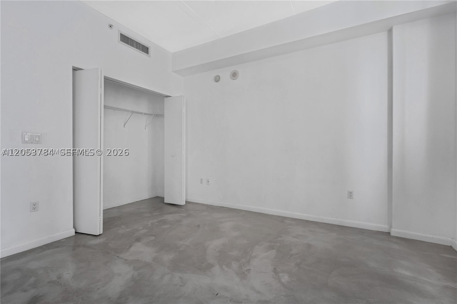 THE LOFT DOWNTOWN CONDO - Residential Lease