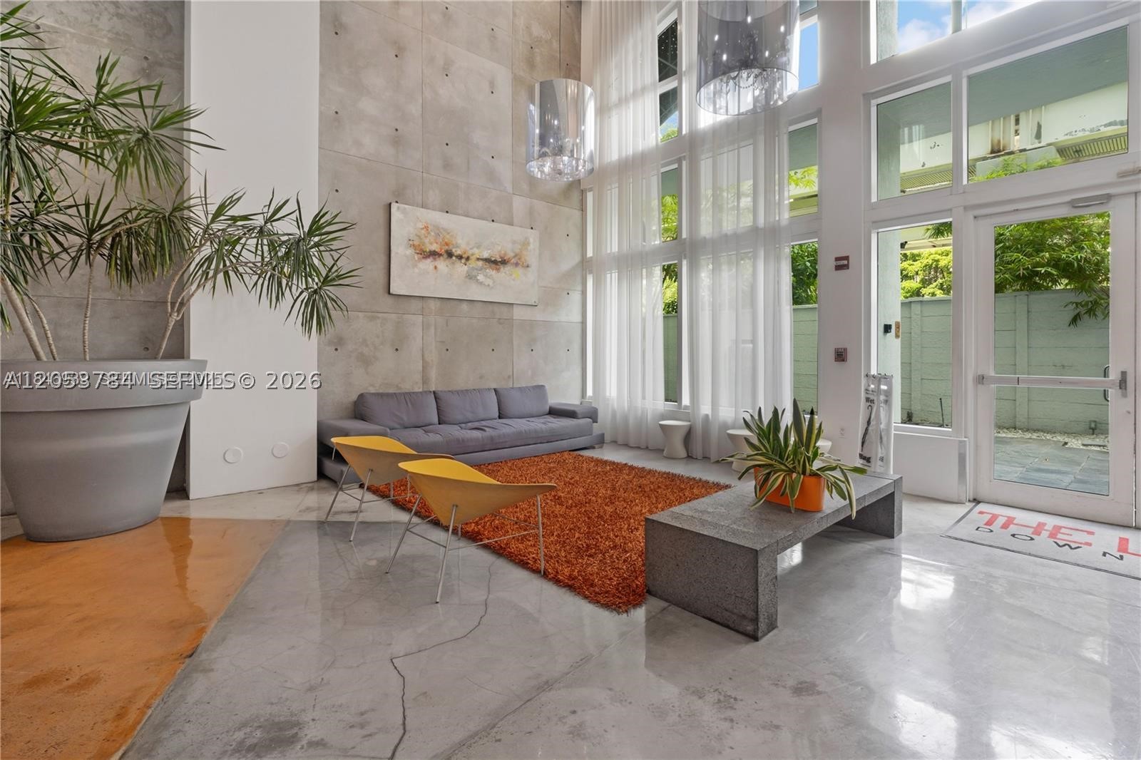 THE LOFT DOWNTOWN CONDO - Residential Lease