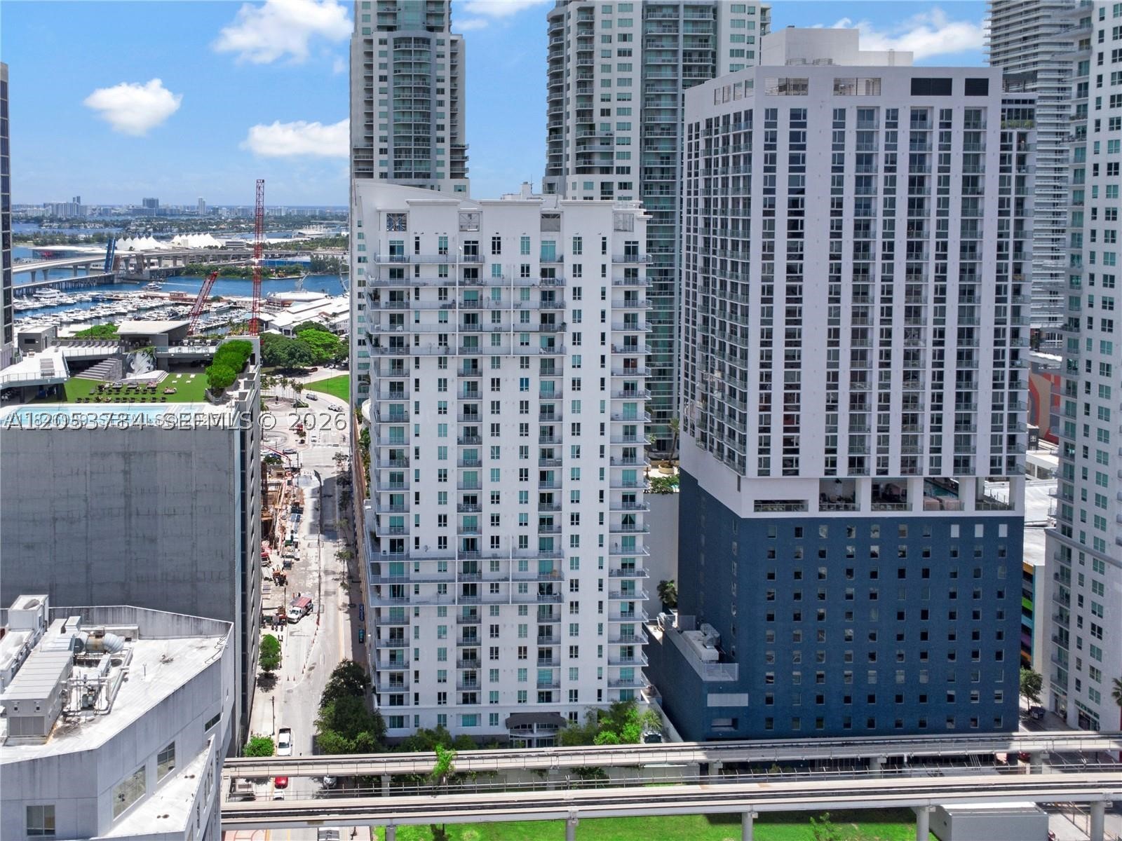 THE LOFT DOWNTOWN CONDO - Residential Lease