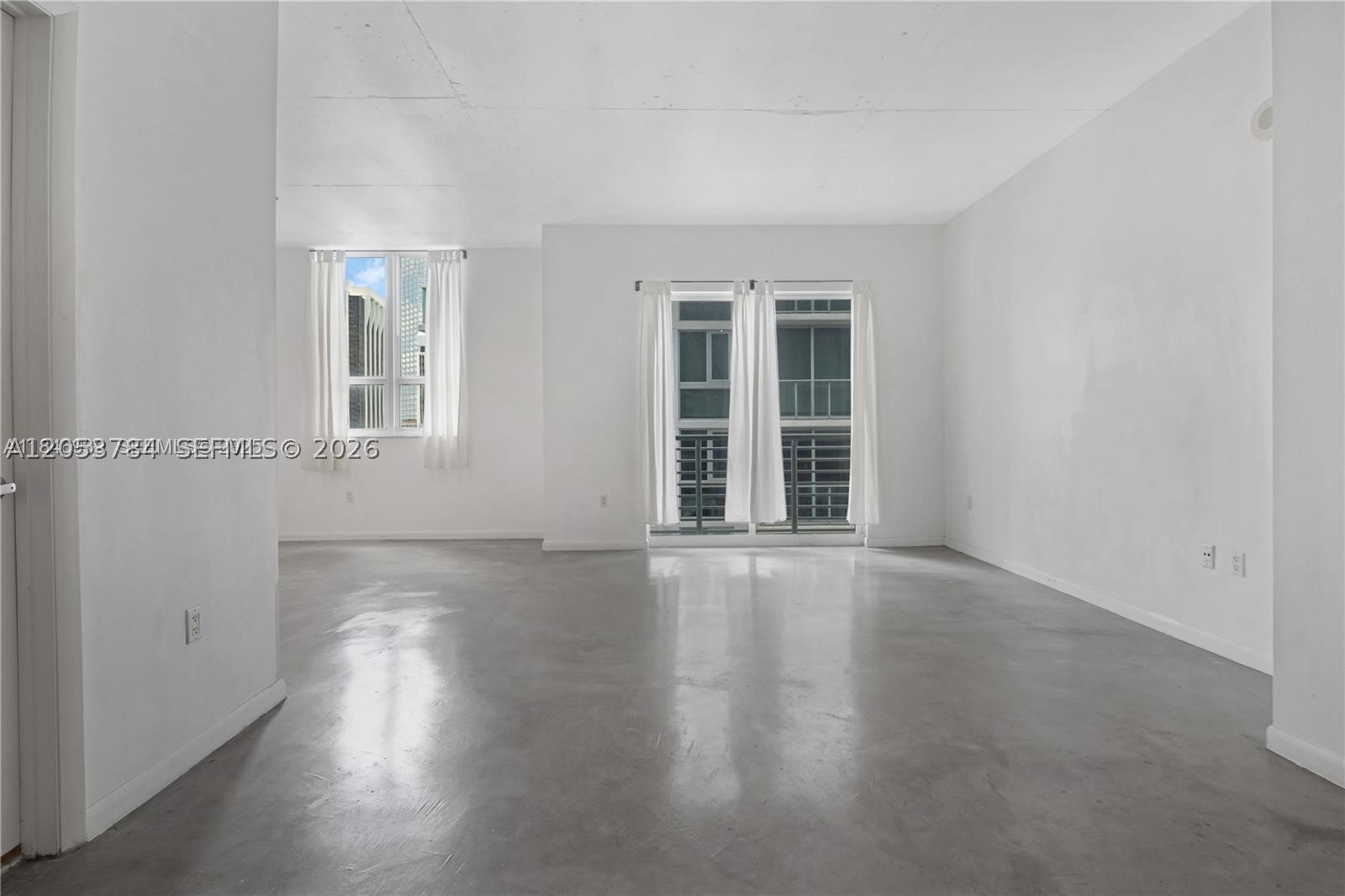 THE LOFT DOWNTOWN CONDO - Residential Lease