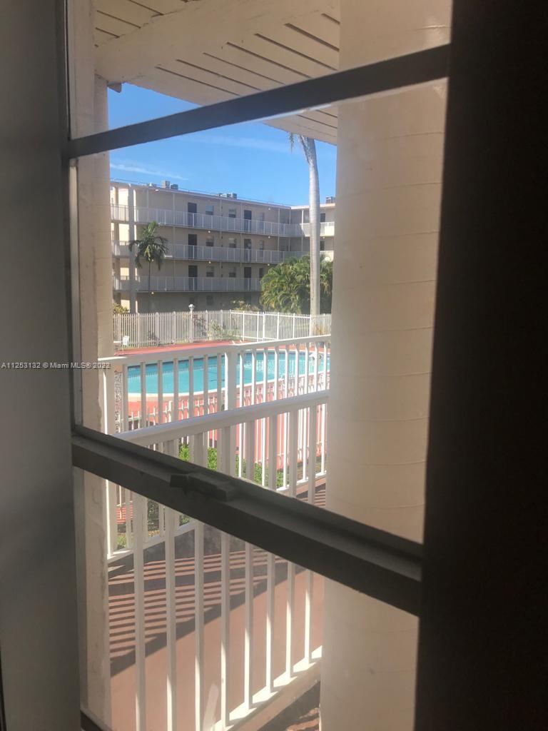 BROOKFIELD SQUARE CONDO - Residential Lease