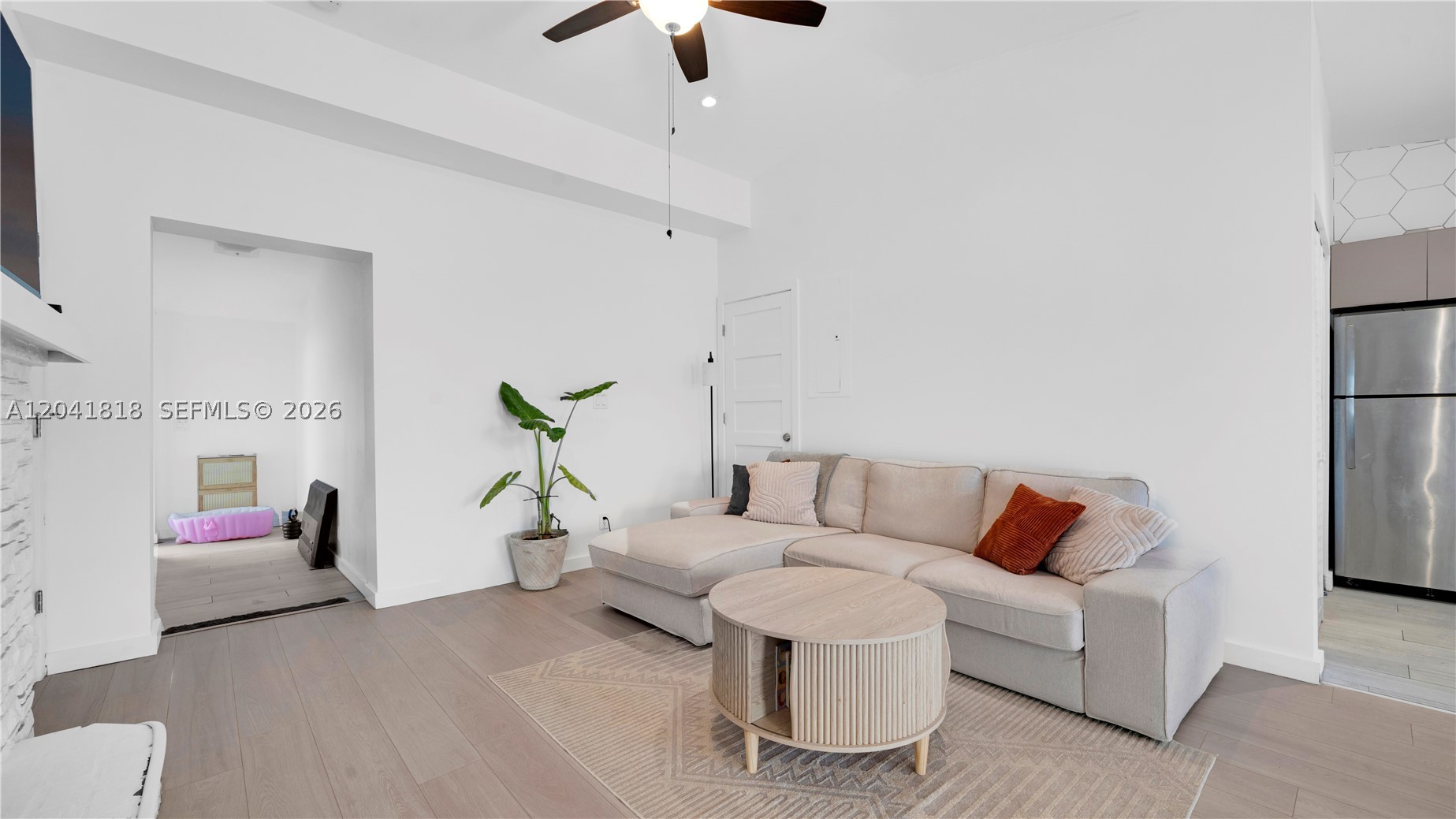 HOLLYWOOD SOUTH SIDE ADD - Residential