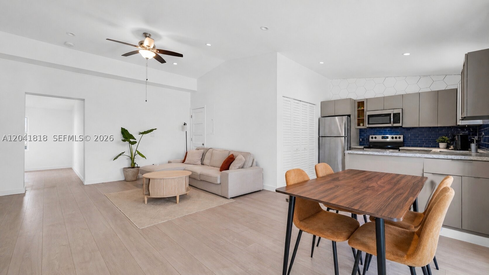 HOLLYWOOD SOUTH SIDE ADD - Residential