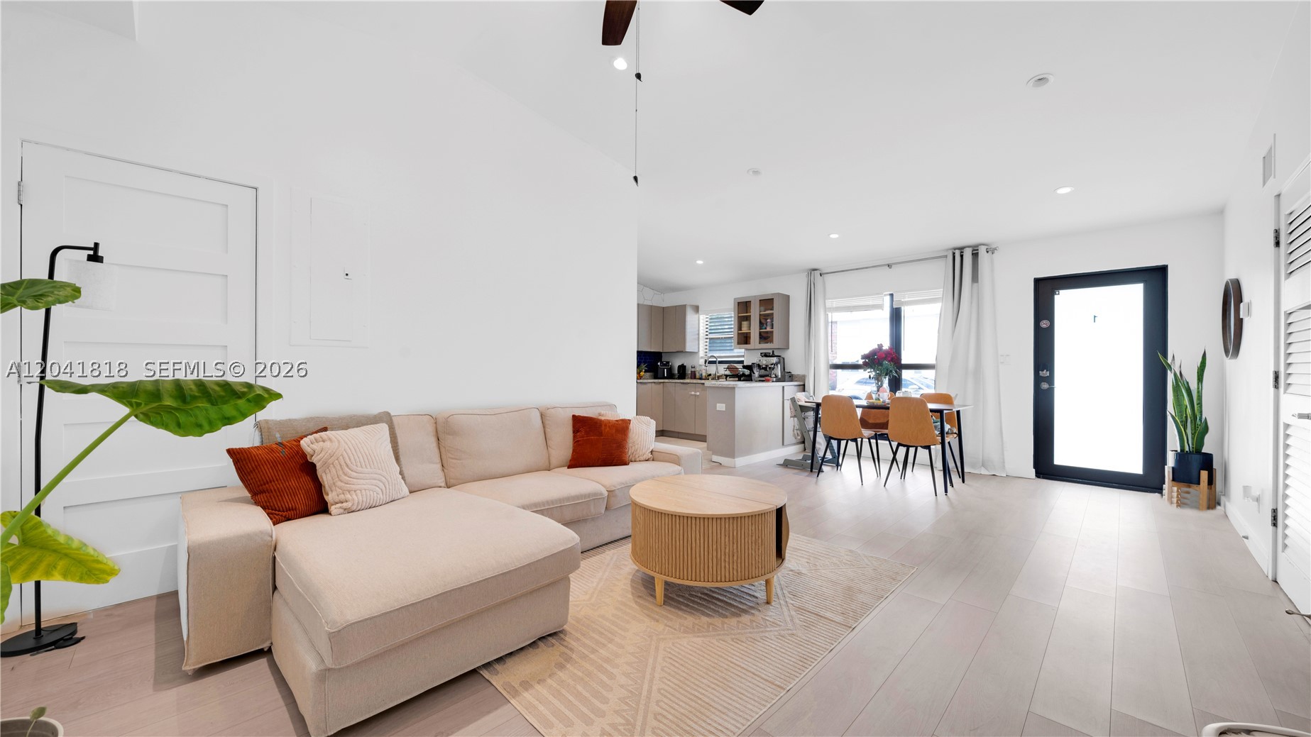 HOLLYWOOD SOUTH SIDE ADD - Residential