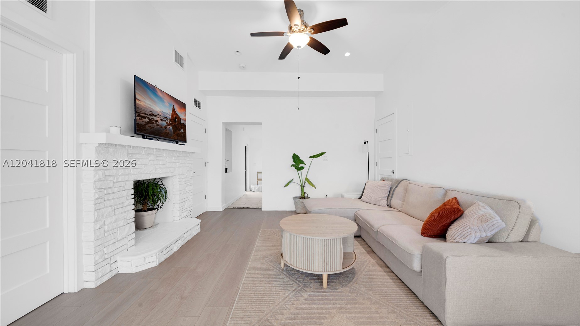HOLLYWOOD SOUTH SIDE ADD - Residential