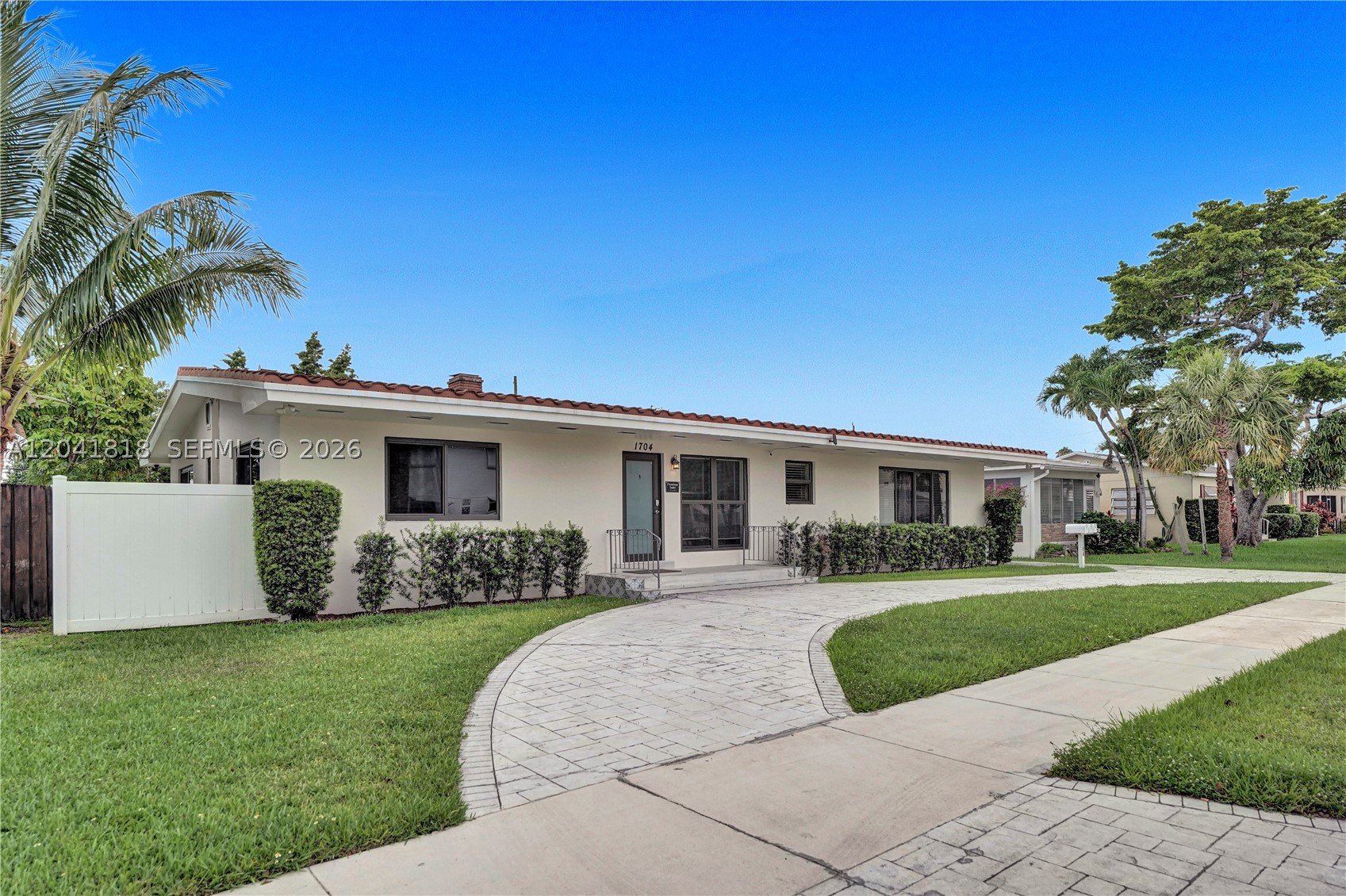 HOLLYWOOD SOUTH SIDE ADD - Residential