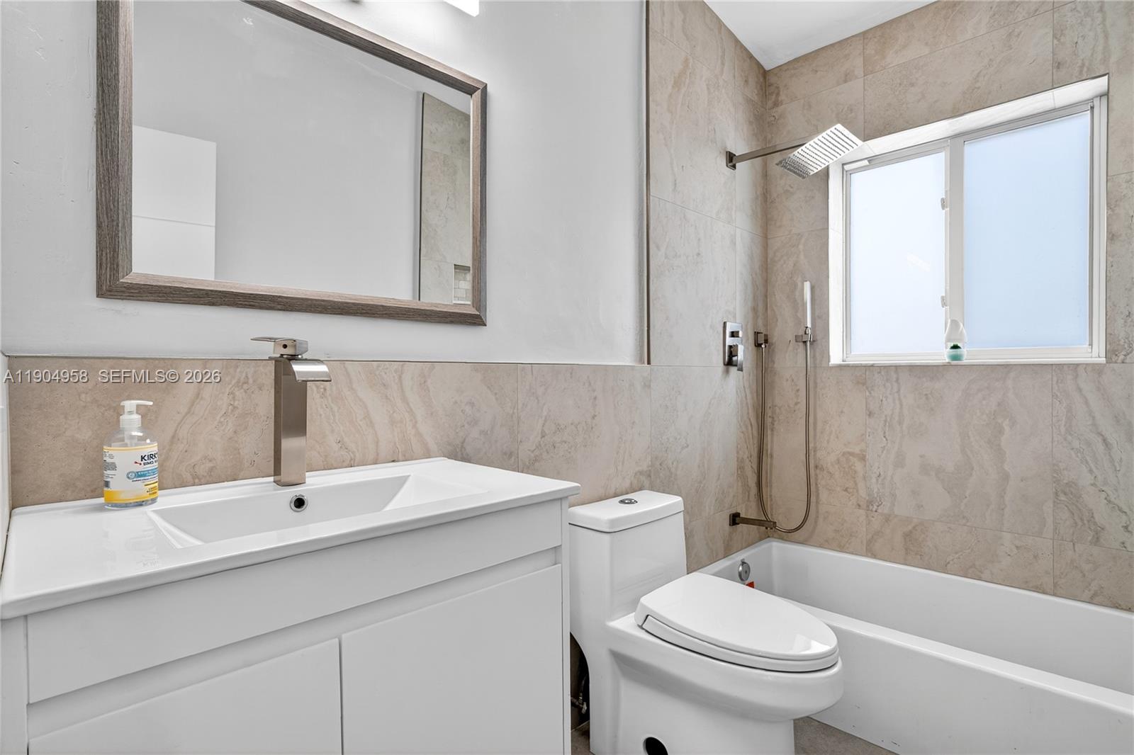 ENCHANTED LAKE SEC 6 - Residential