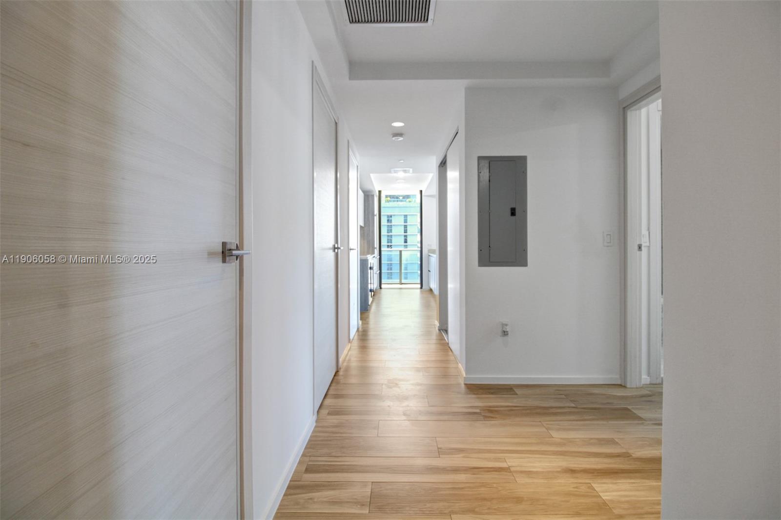 801 SMA RESIDENCES CONDO - Residential