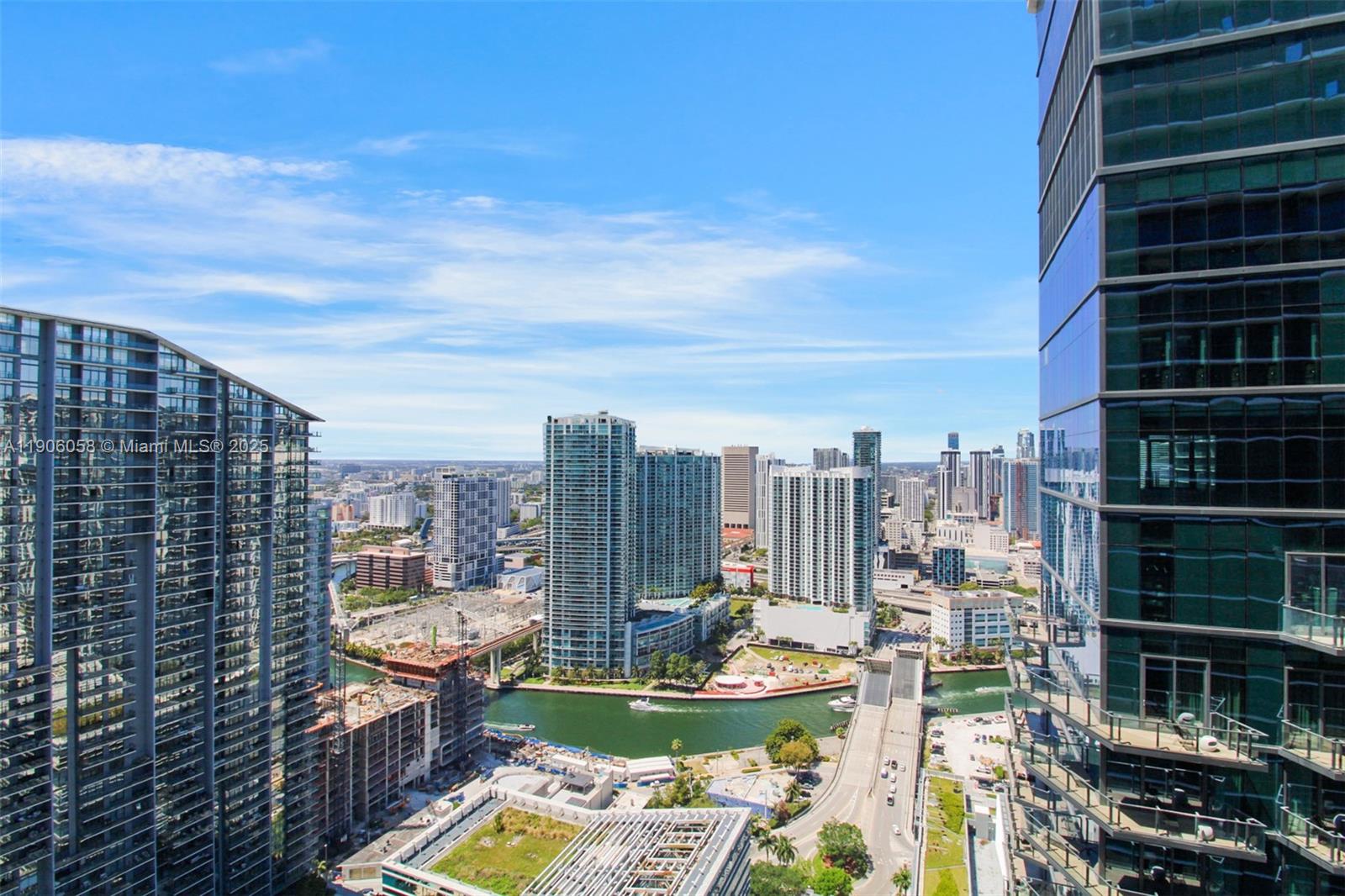 801 SMA RESIDENCES CONDO - Residential