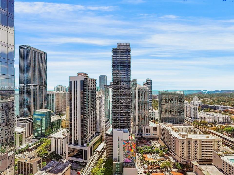 801 SMA RESIDENCES CONDO - Residential