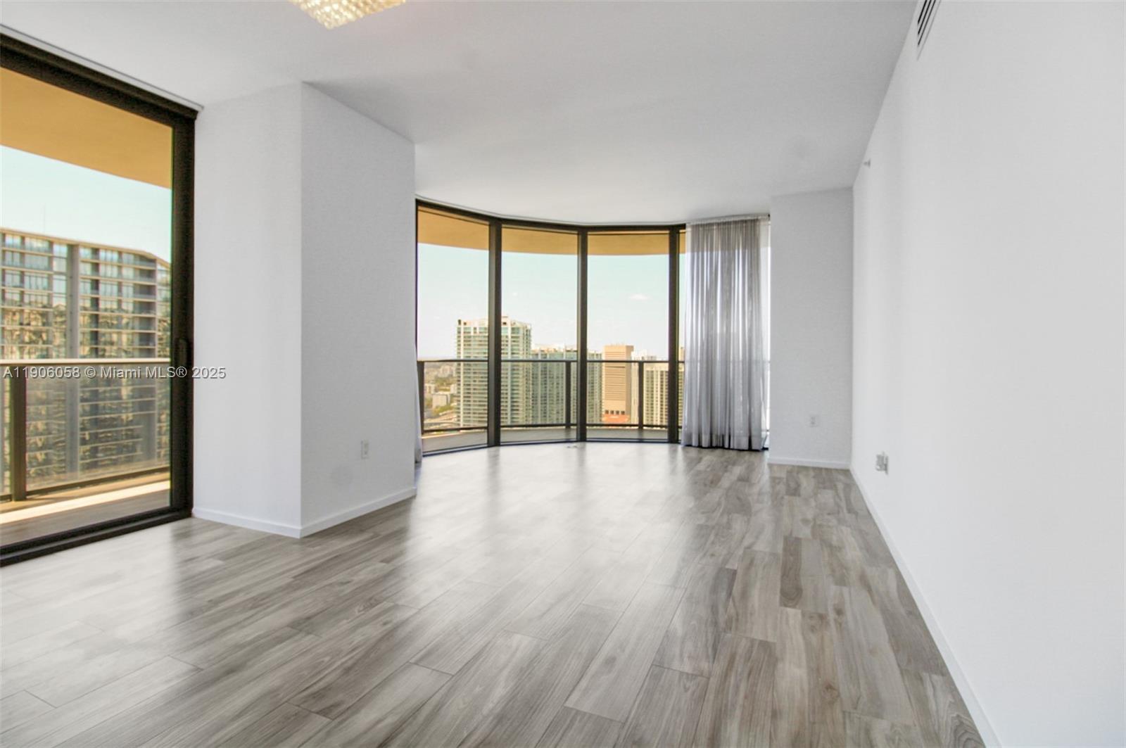 801 SMA RESIDENCES CONDO - Residential