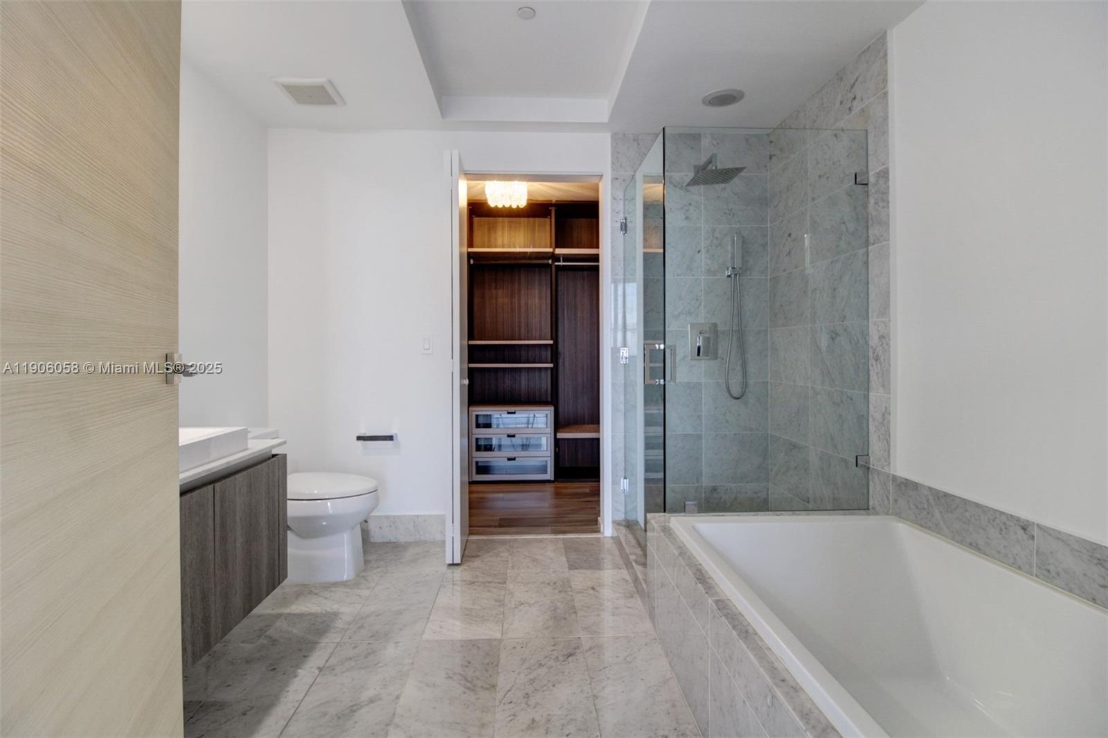 801 SMA RESIDENCES CONDO - Residential