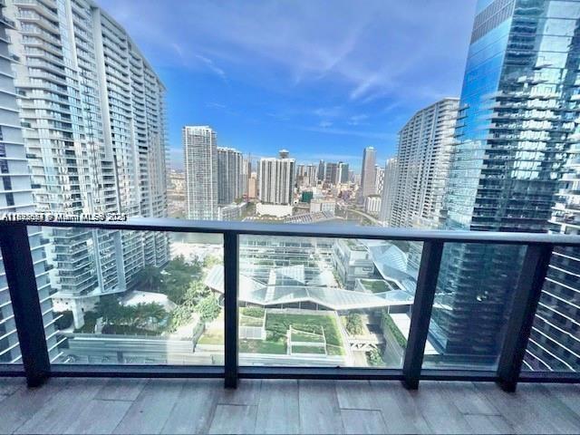 BRICKELL HEIGHTS EAST CON - Residential