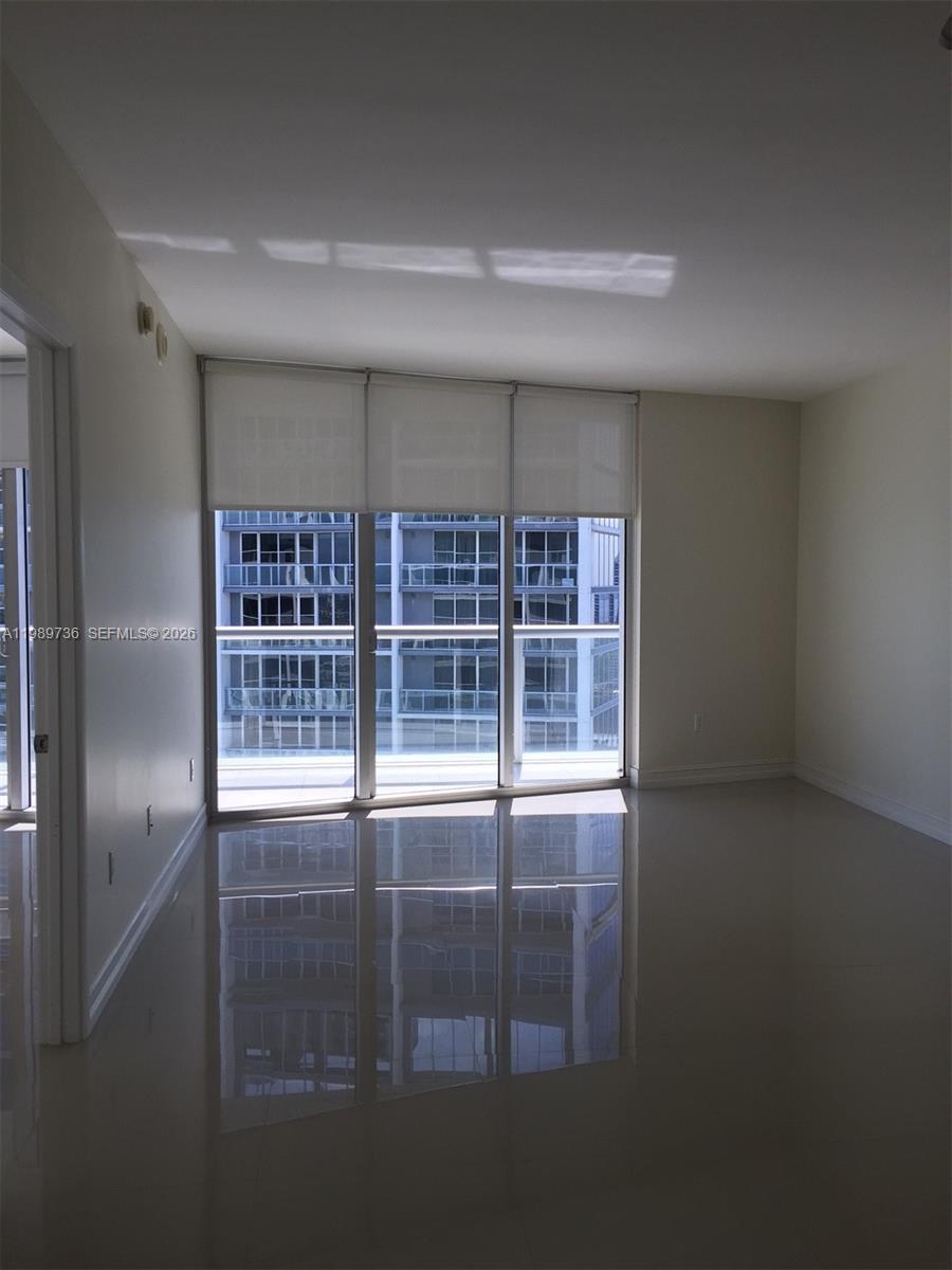 ICONBRICKELL CONDO NO 1 - Residential