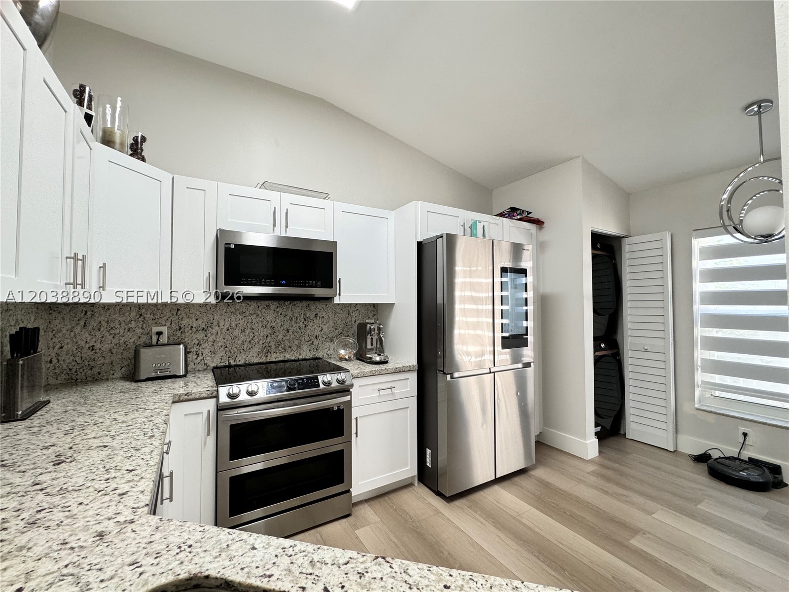 WEST LAKE VILLAGE PLAT - Residential