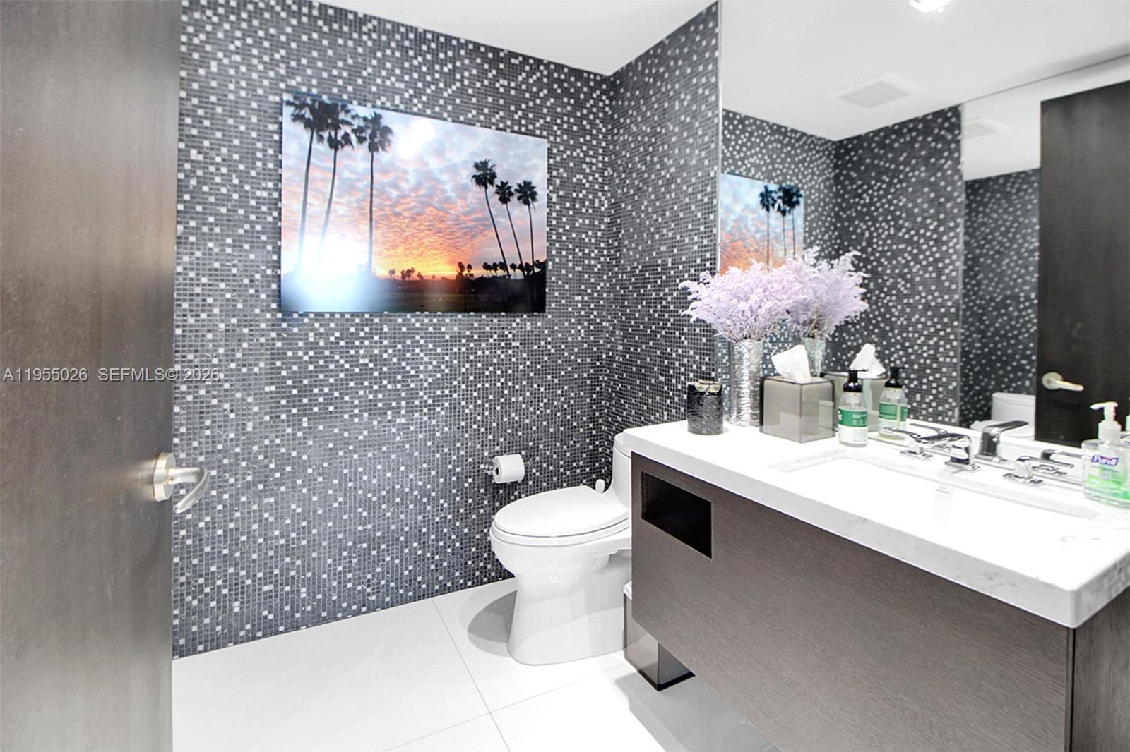 JADE RESIDENCES AT BRICKE - Residential
