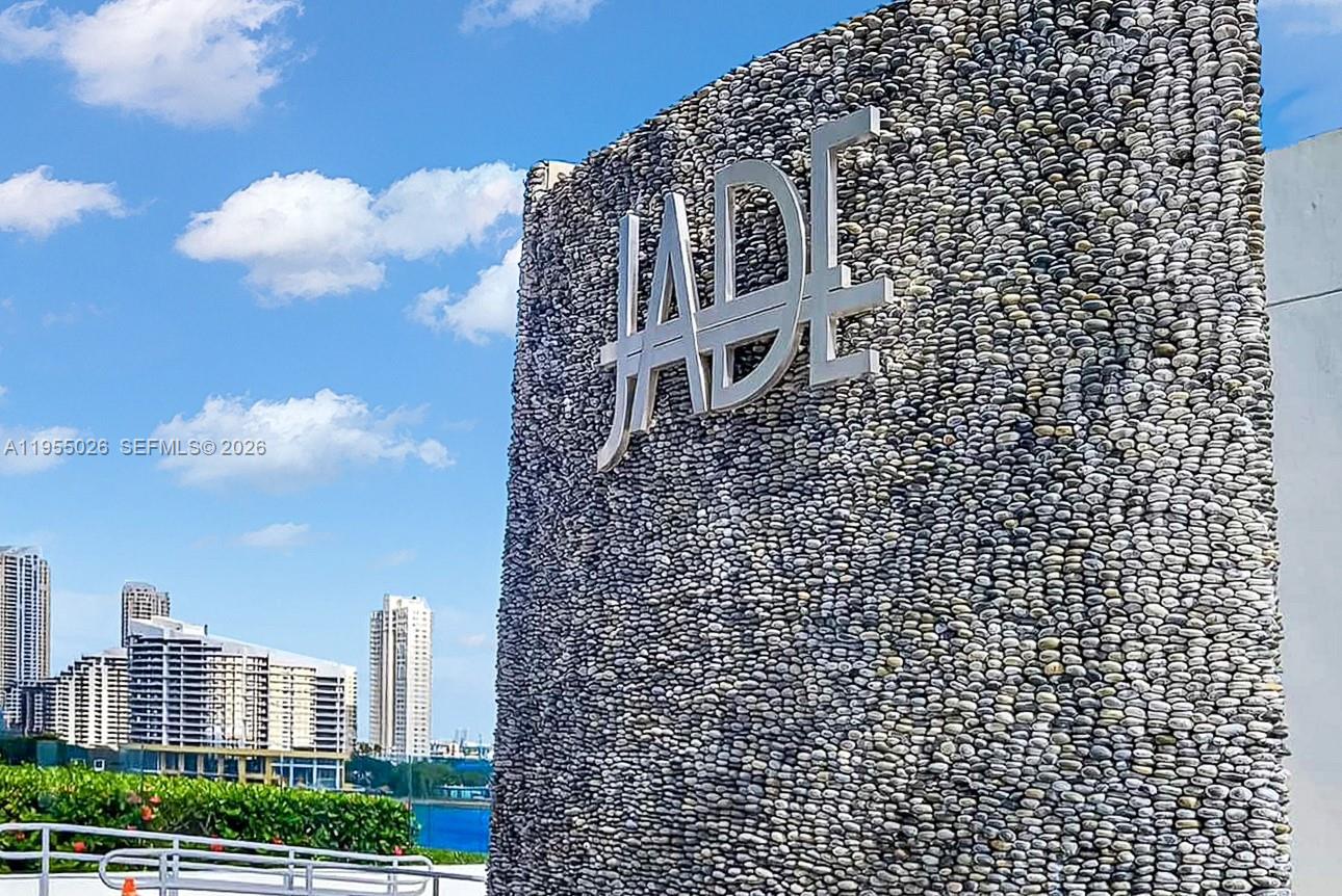 JADE RESIDENCES AT BRICKE - Residential