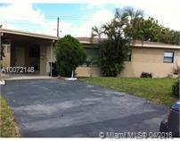 Excellent 3/2 + pool + Carport. Ceramic floor throughout , updated kitchen & bathrooms. Nice fenced back yard with a pool. read to move in . easy and rapid approval.
Tenant is responsible for landscaping and all utilities. Pool maintenance in included in rent.